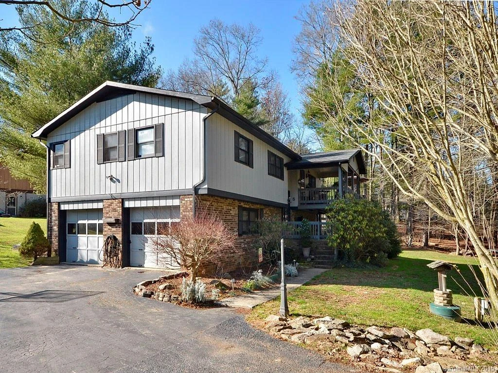 5 Tucaway Drive