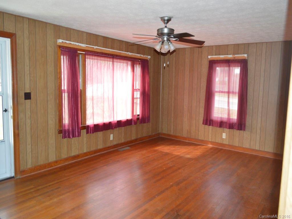 422 Village Road - Photo 6