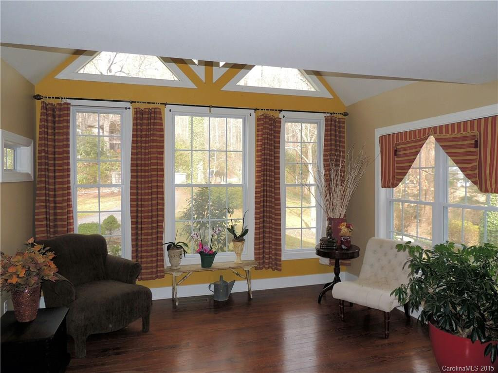 935 Ransier Drive - Photo 5