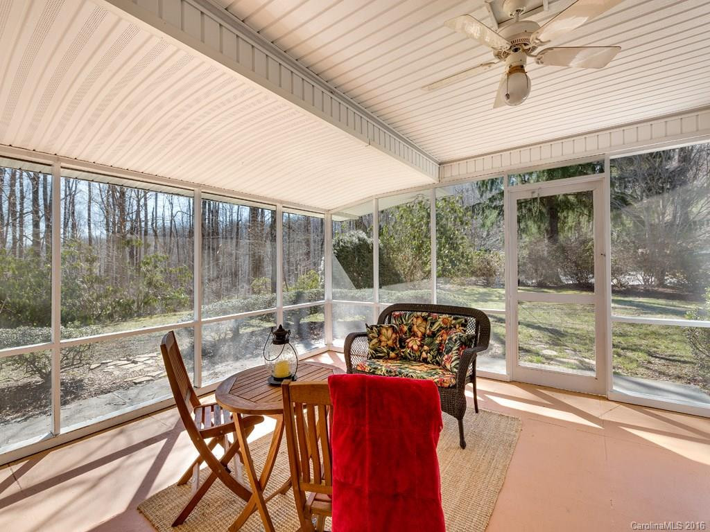106 Skyway Drive - Photo 11