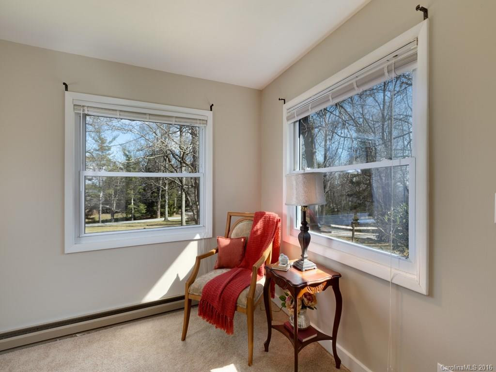 106 Skyway Drive - Photo 14