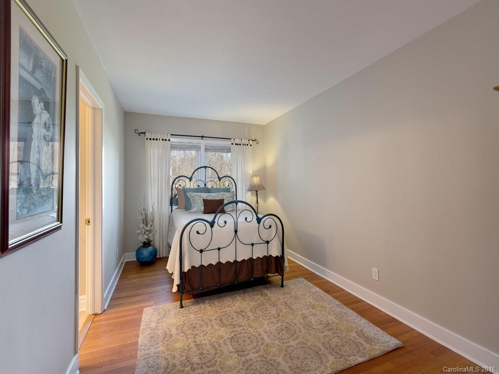 106 Skyway Drive - Photo 17
