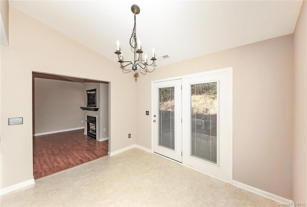 68 Wiltshire Circle #. - Photo 5