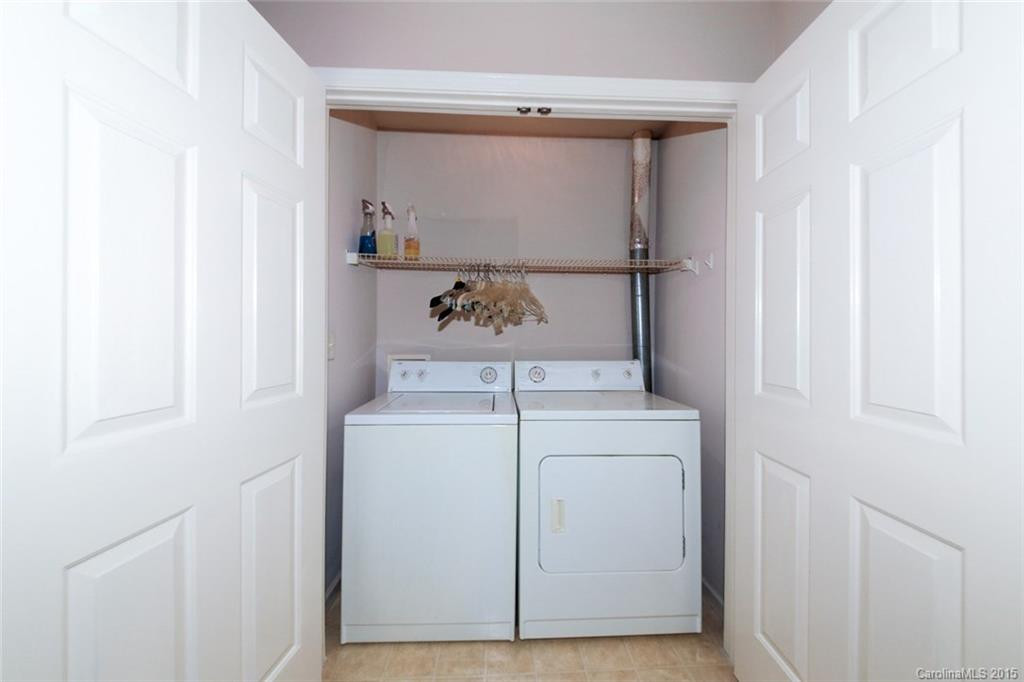 68 Wiltshire Circle #. - Photo 8