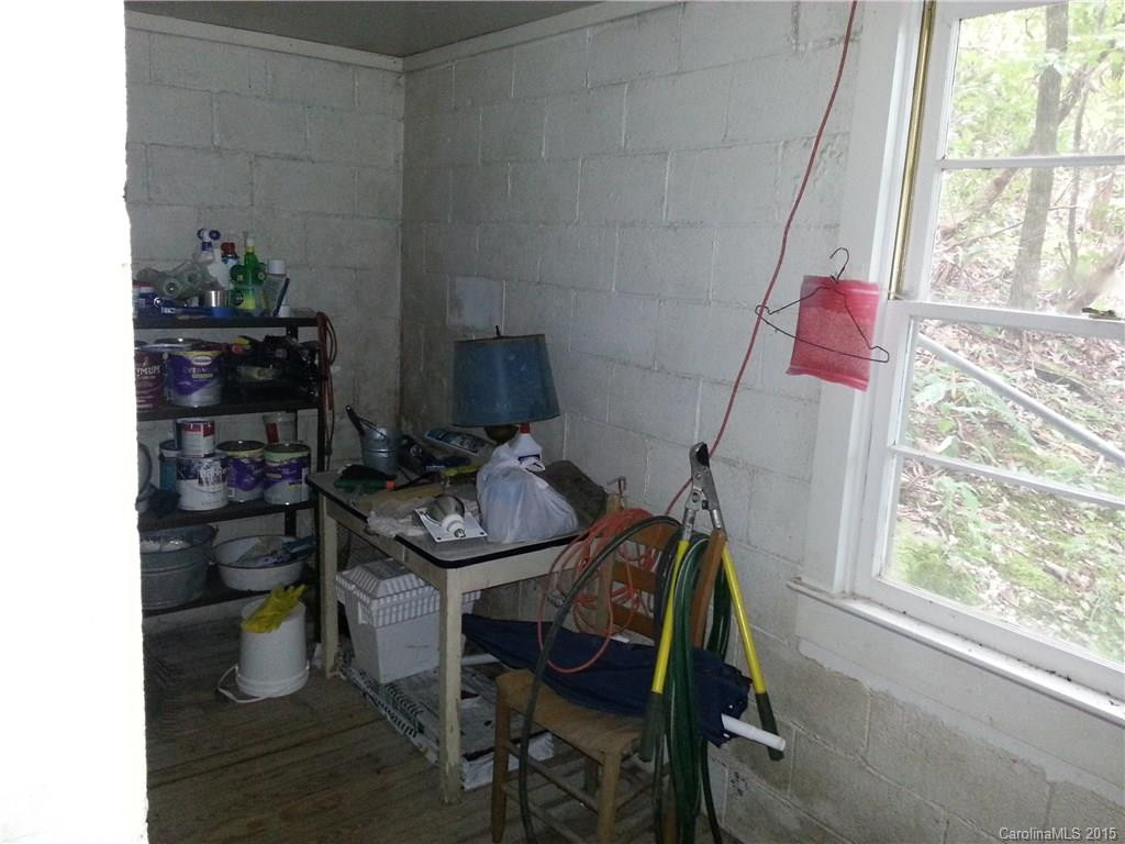 341 Chapman Road - Photo 16