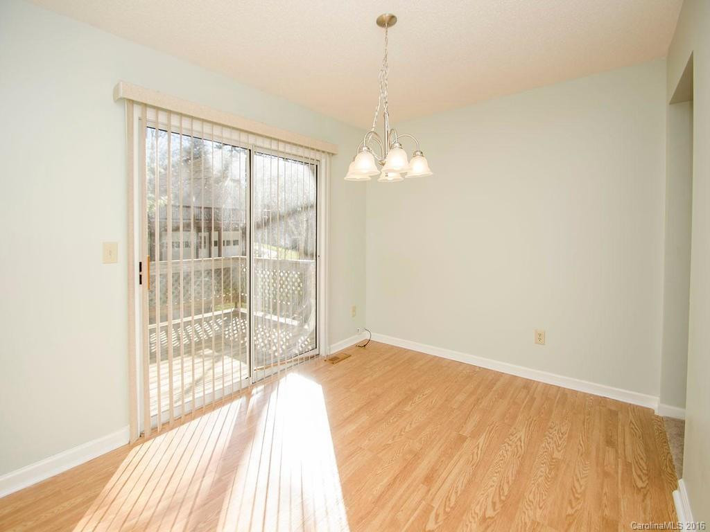 108 Briarcreek Court - Photo 12