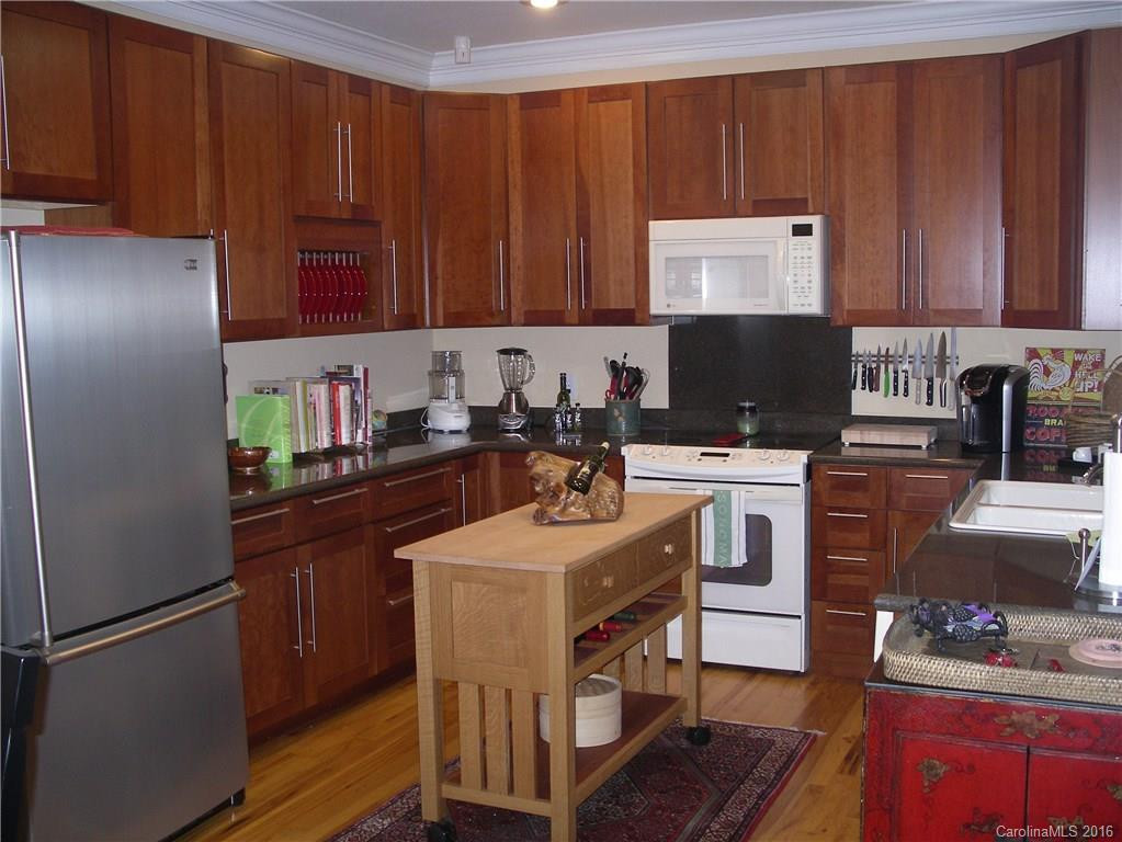 590 Hawk Ridge Drive - Photo 3