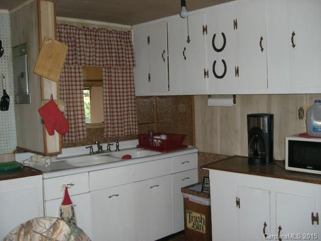 697 Jackson Road - Photo 12