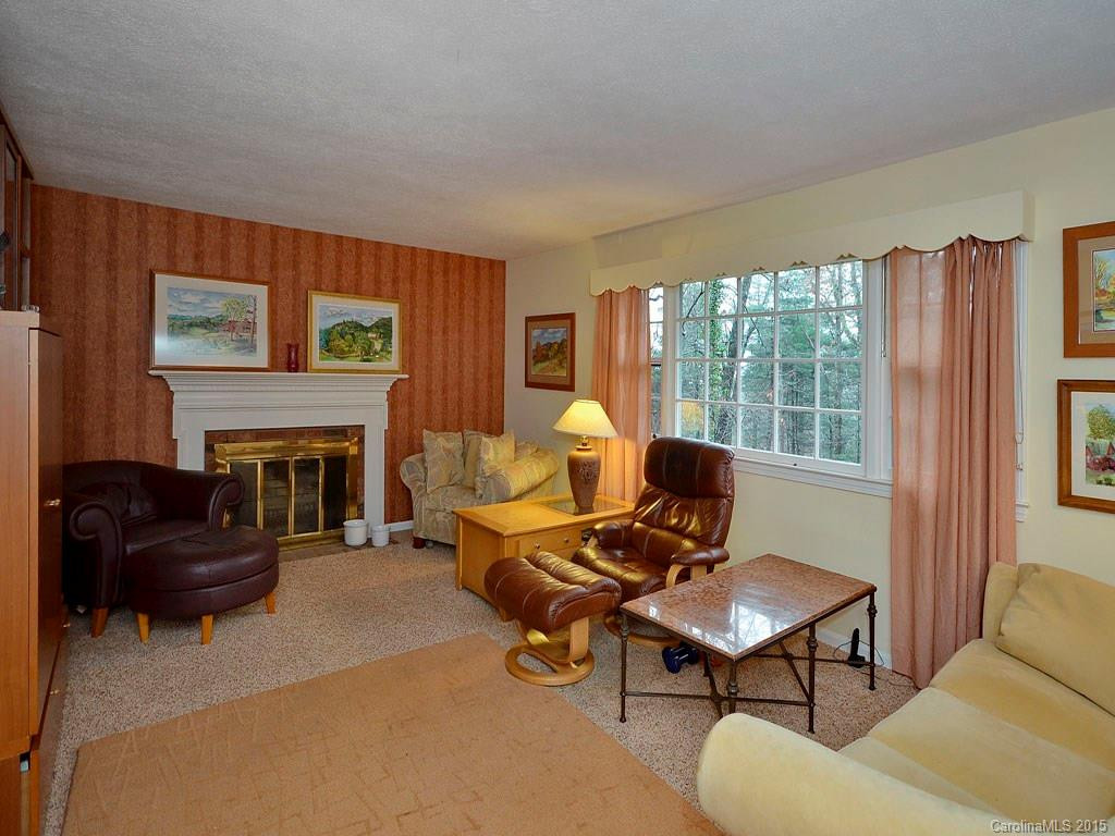 885 Indian Hill Road - Photo 4