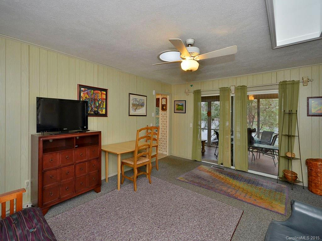 885 Indian Hill Road - Photo 10