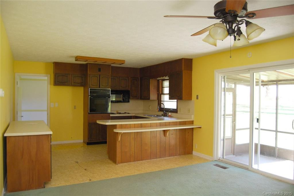 30 Westside Drive - Photo 6
