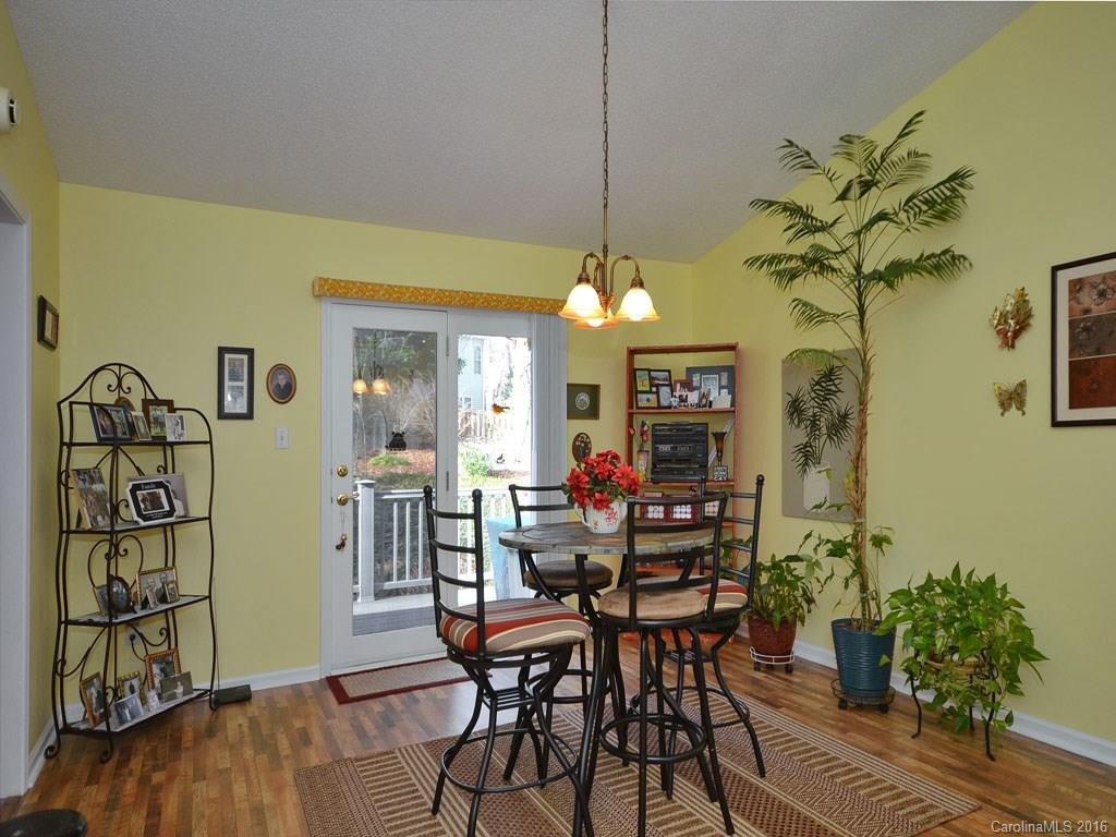 156 Meadow Lake Road - Photo 4