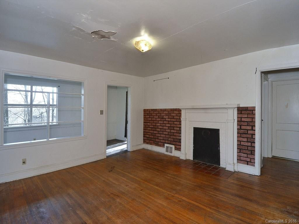 19 Aurora Drive - Photo 3
