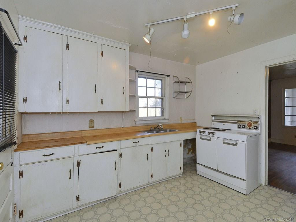 19 Aurora Drive - Photo 5