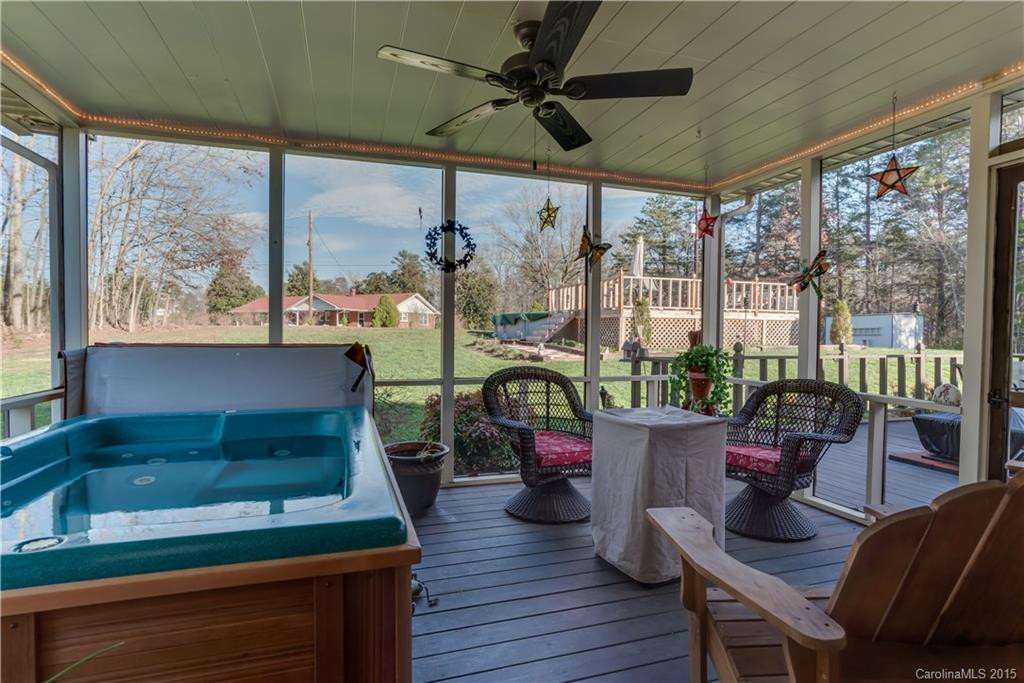285 Bent Creek Drive - Photo 8