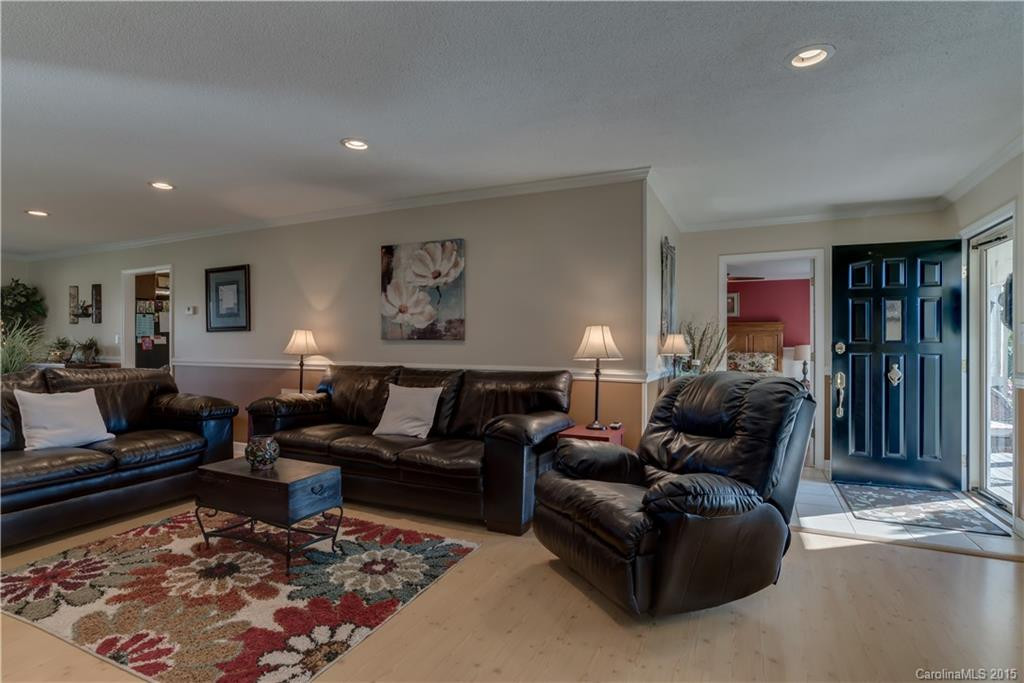 285 Bent Creek Drive - Photo 9