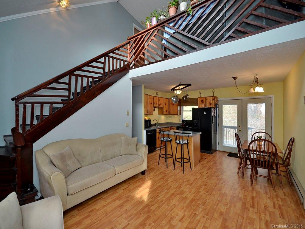 296 Matthew Lane - Photo 7