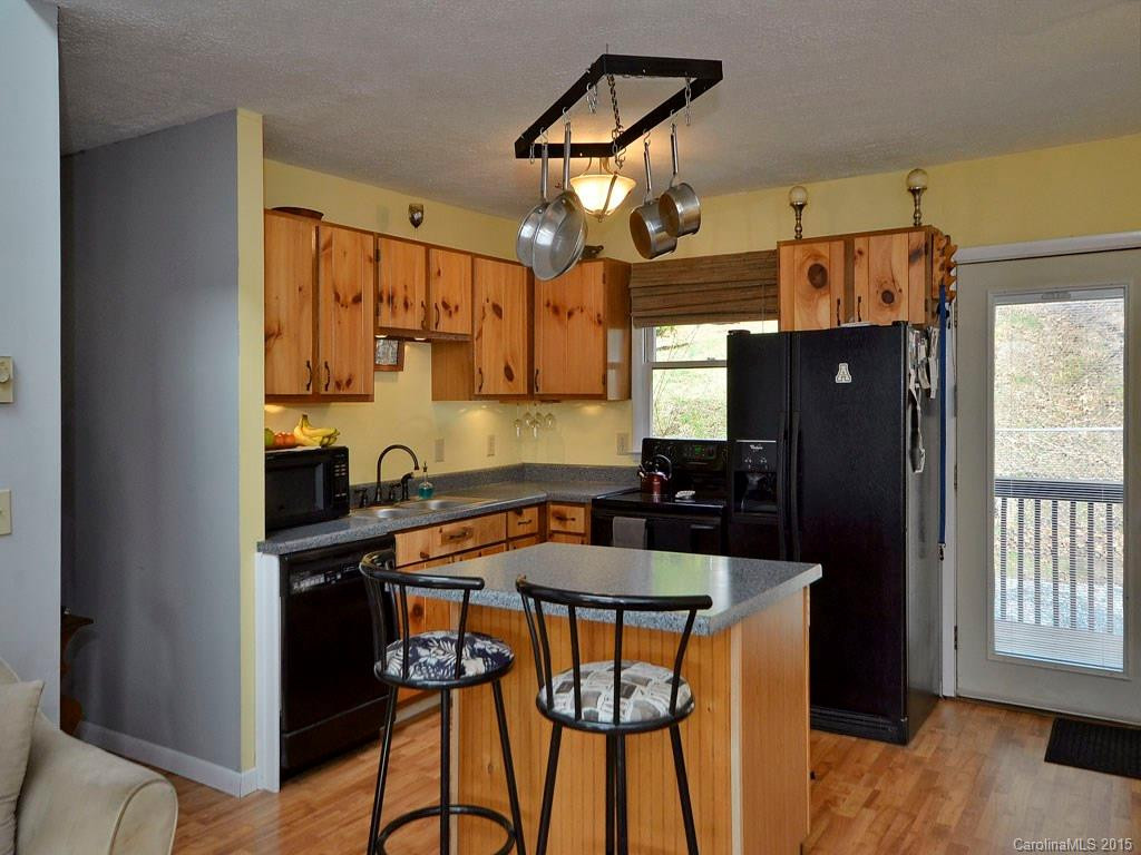 296 Matthew Lane - Photo 10