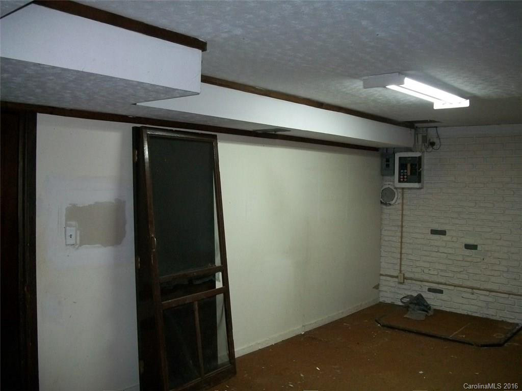 30 Debra Lane - Photo 15