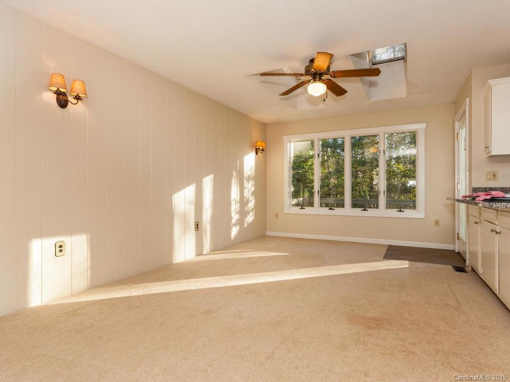 576 Melody Lane - Photo 5