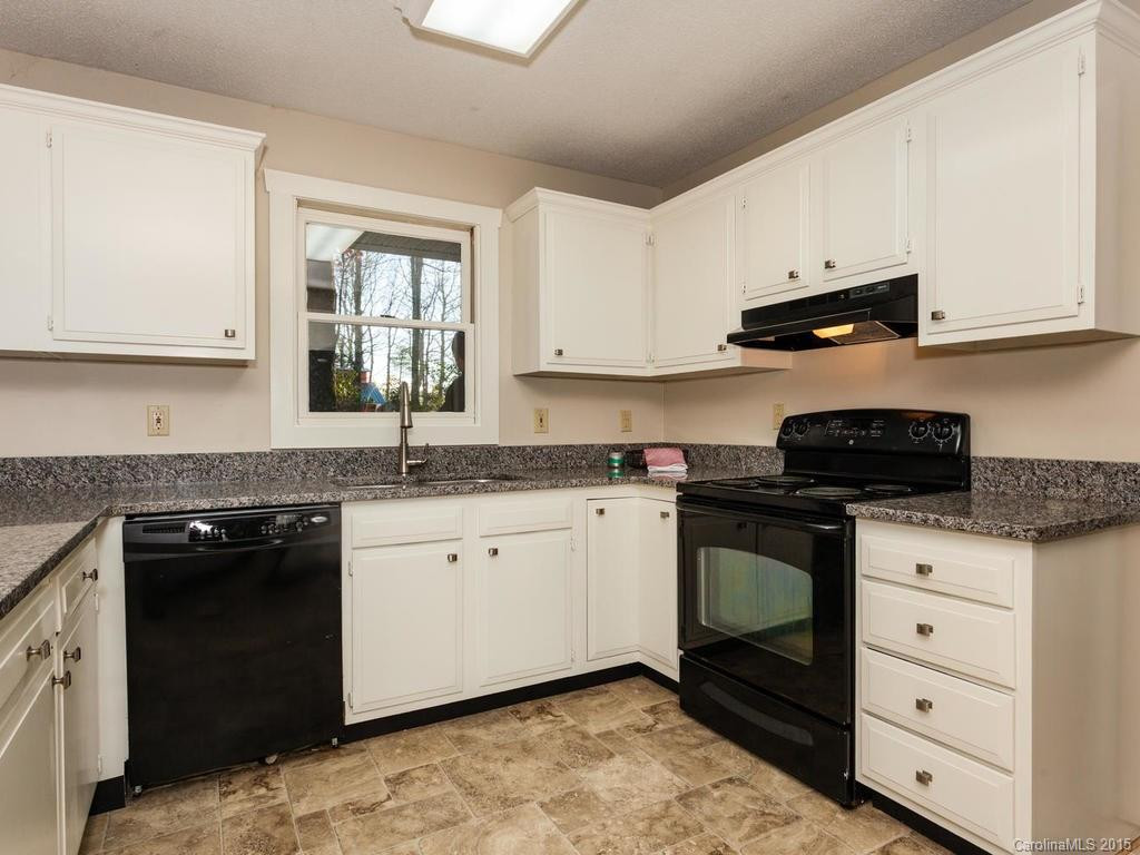 576 Melody Lane - Photo 8