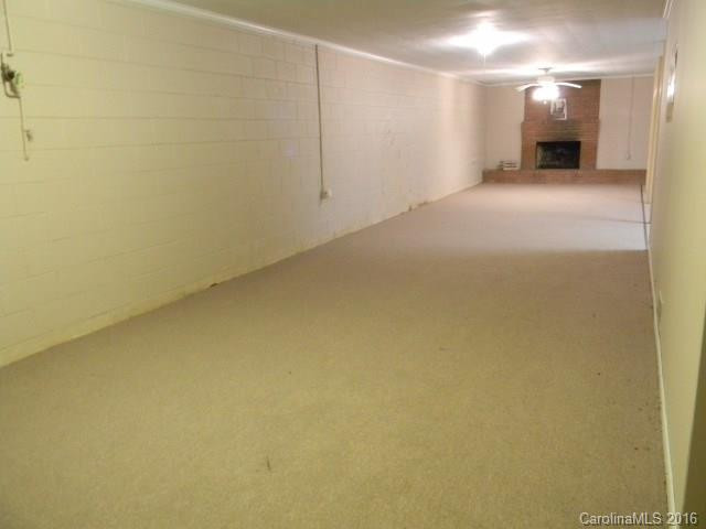 444 Edwards Street - Photo 15