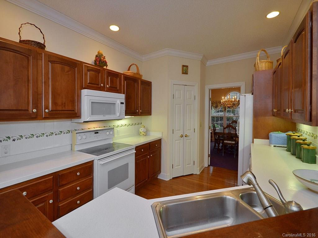 118 Jenny Lind Drive - Photo 9