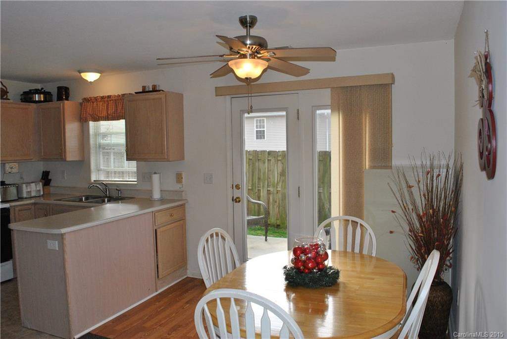 79 Stafford Court #72 - Photo 5