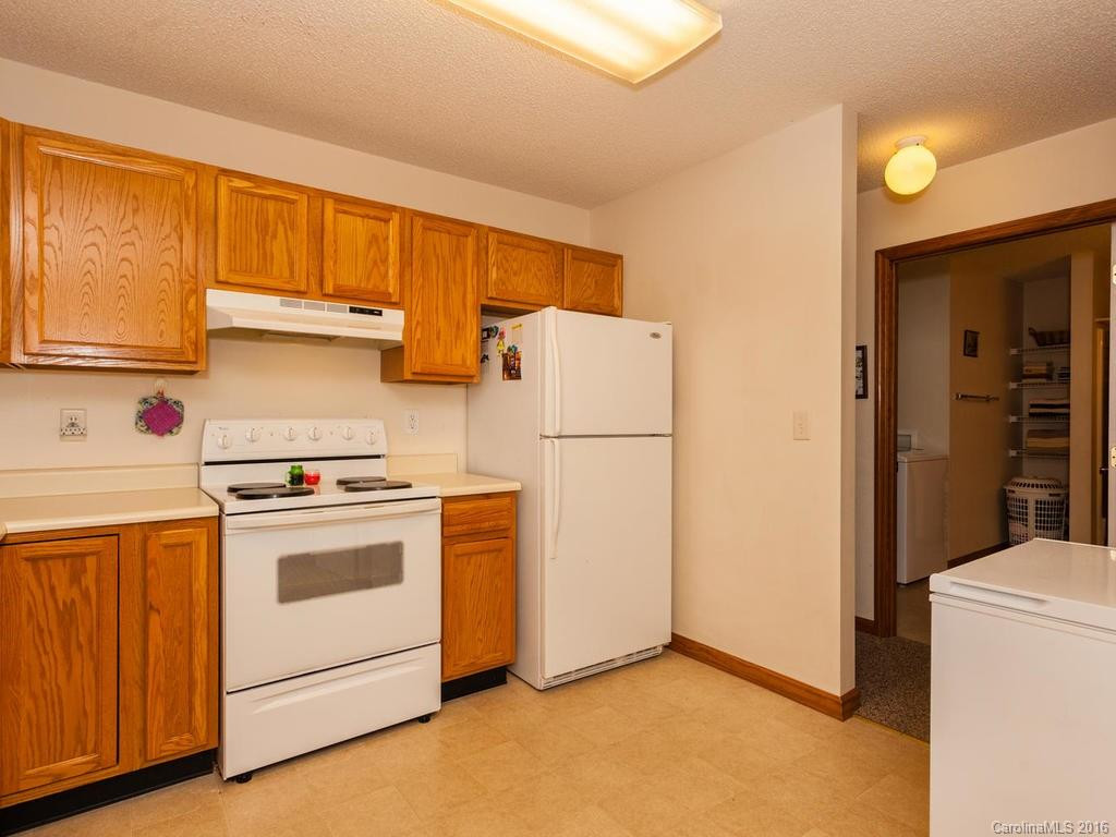 201 Oakview Road - Photo 5