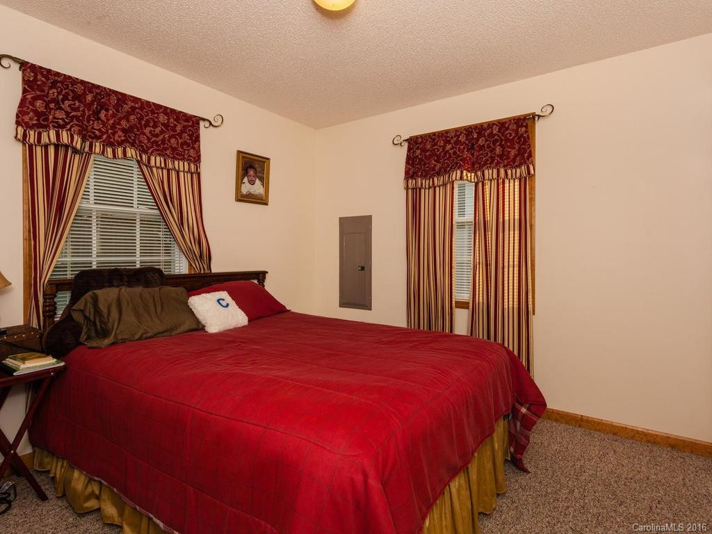 201 Oakview Road - Photo 9