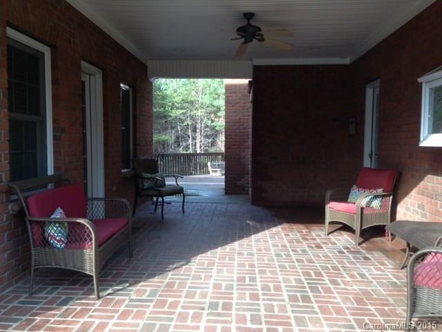 121 Bent Tree Drive - Photo 4