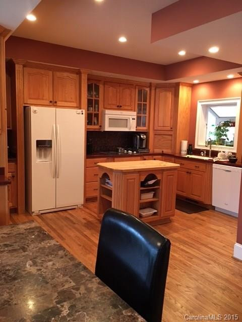 121 Bent Tree Drive - Photo 9