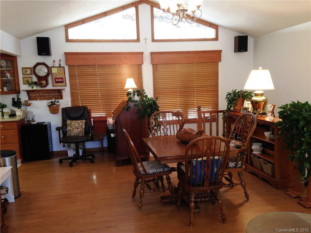 176 Creek Bend Lane - Photo 11