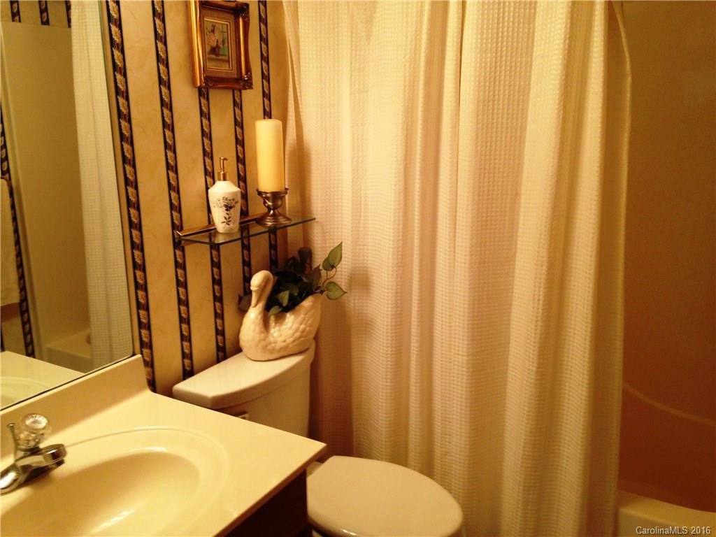 176 Creek Bend Lane - Photo 18