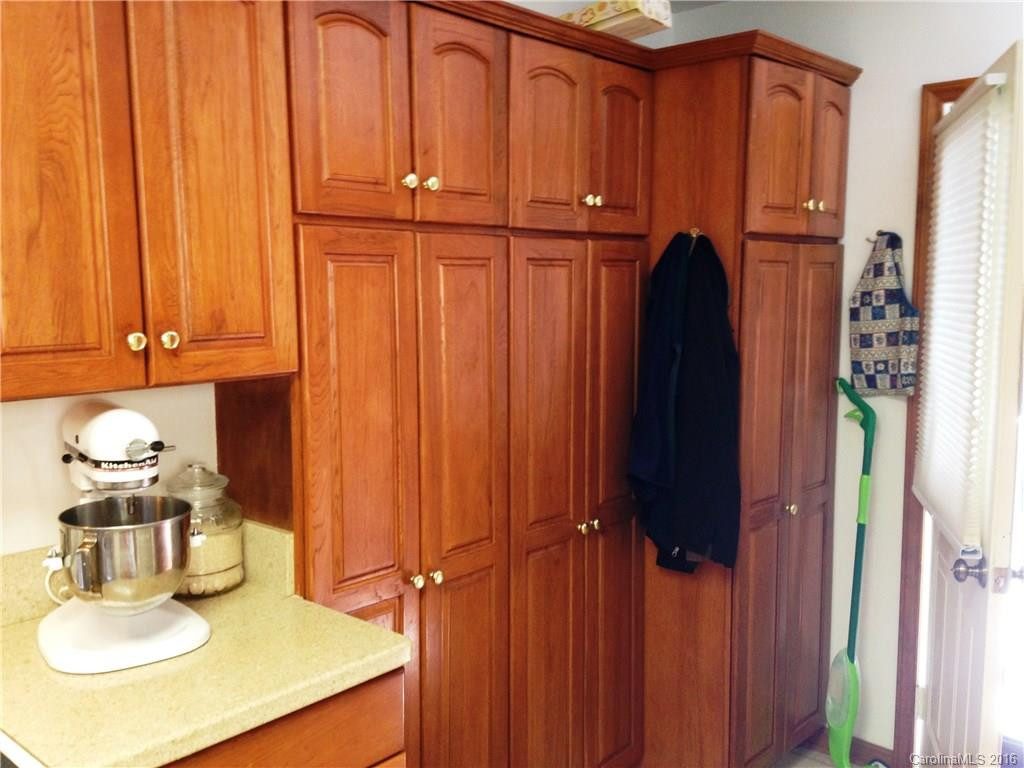 176 Creek Bend Lane - Photo 8