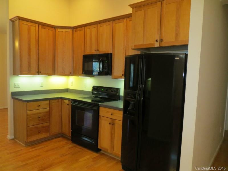 1 Unoga Court #Unit 68 Lot 10 - Photo 7