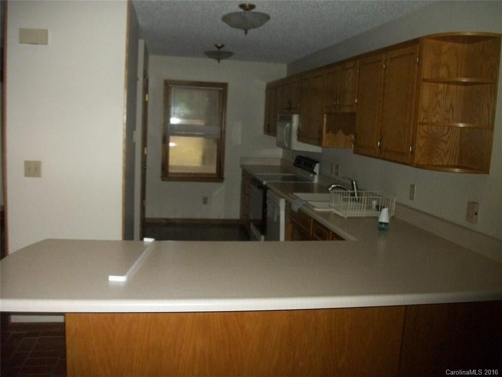 33 oak ridge Circle - Photo 3