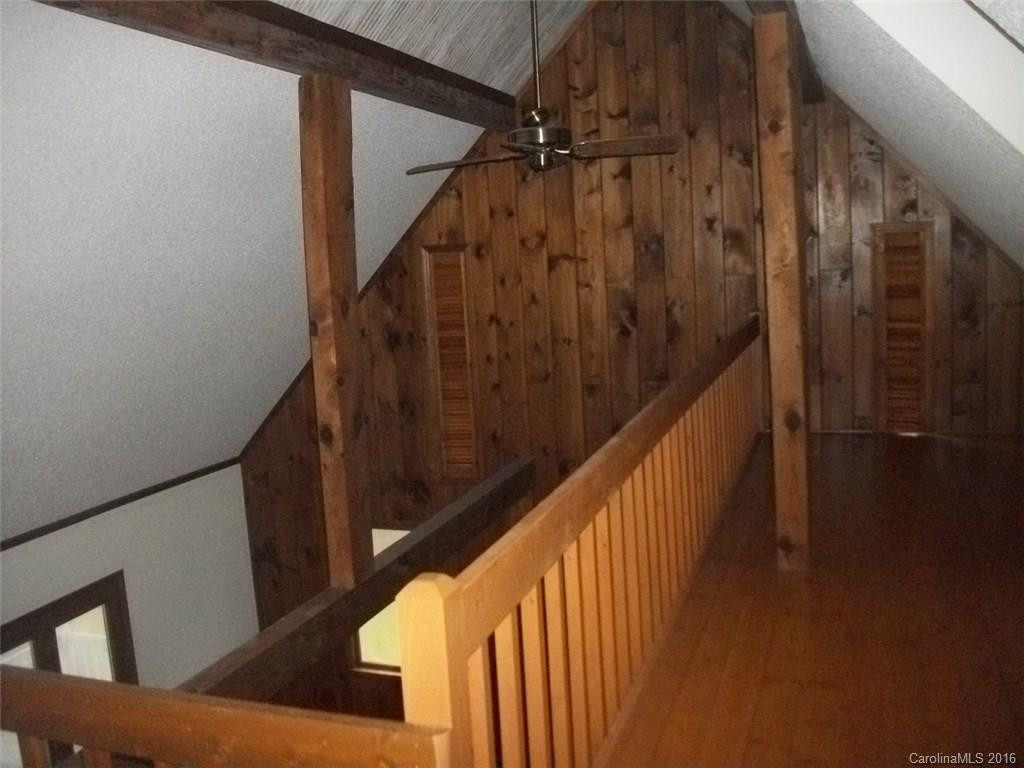 33 oak ridge Circle - Photo 8