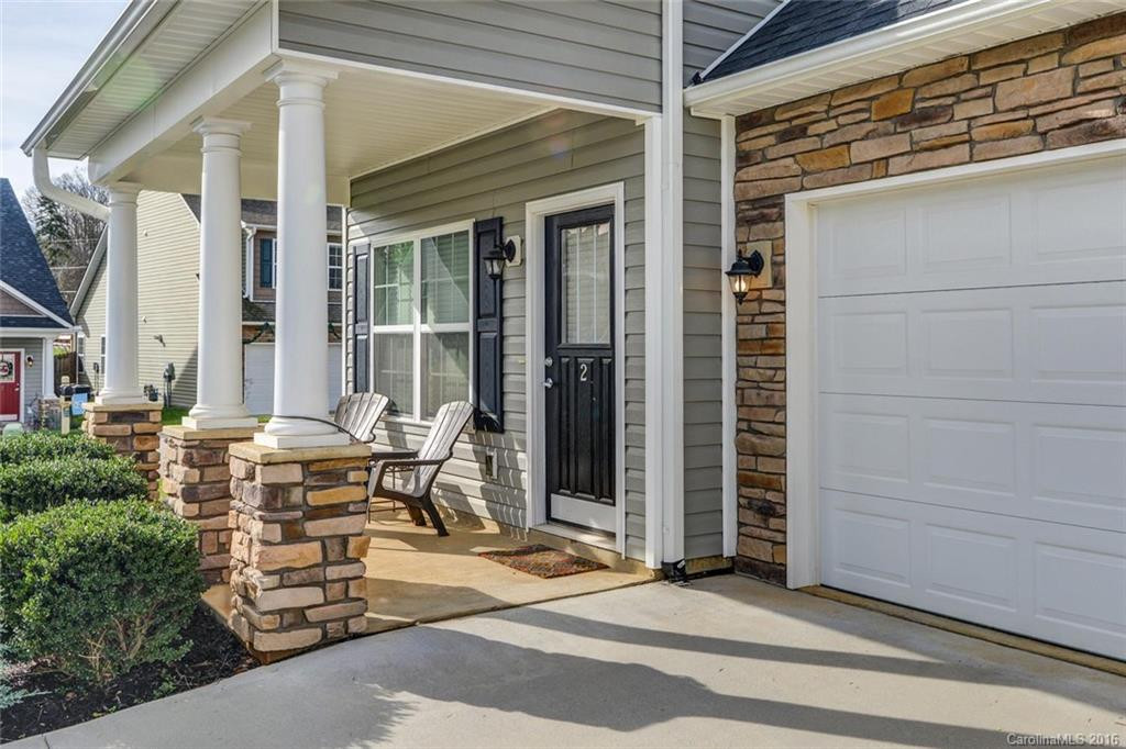 2 Daphne Drive - Photo 2