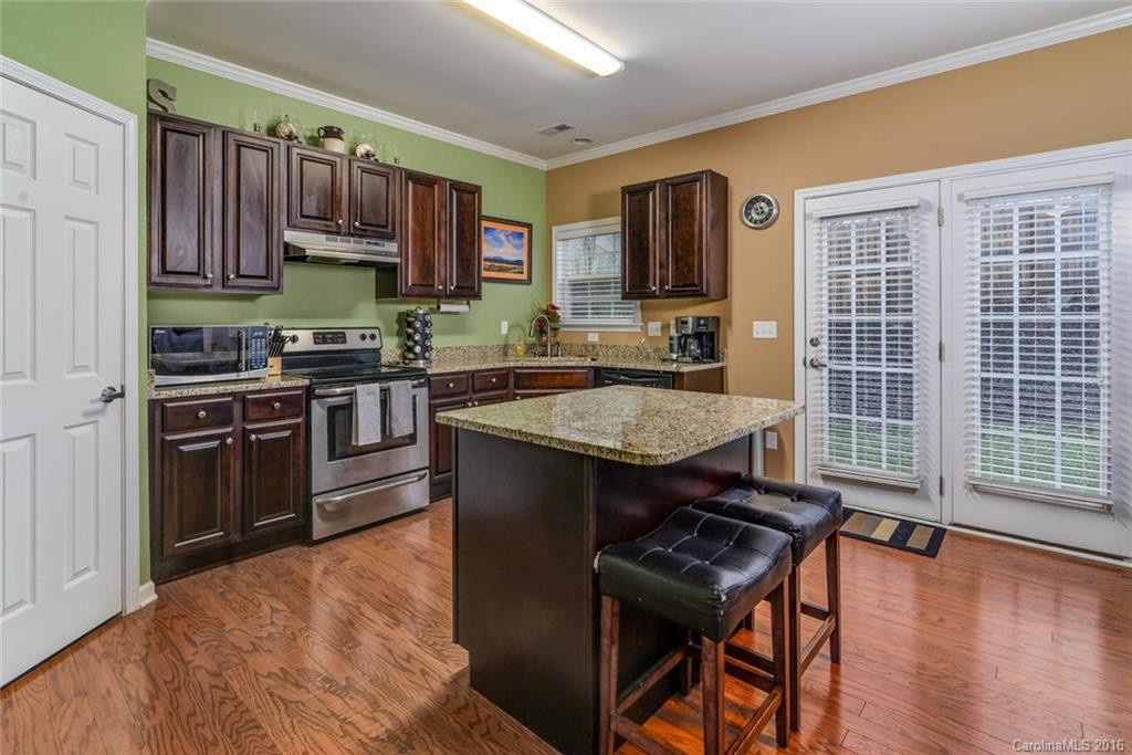 2 Daphne Drive - Photo 4