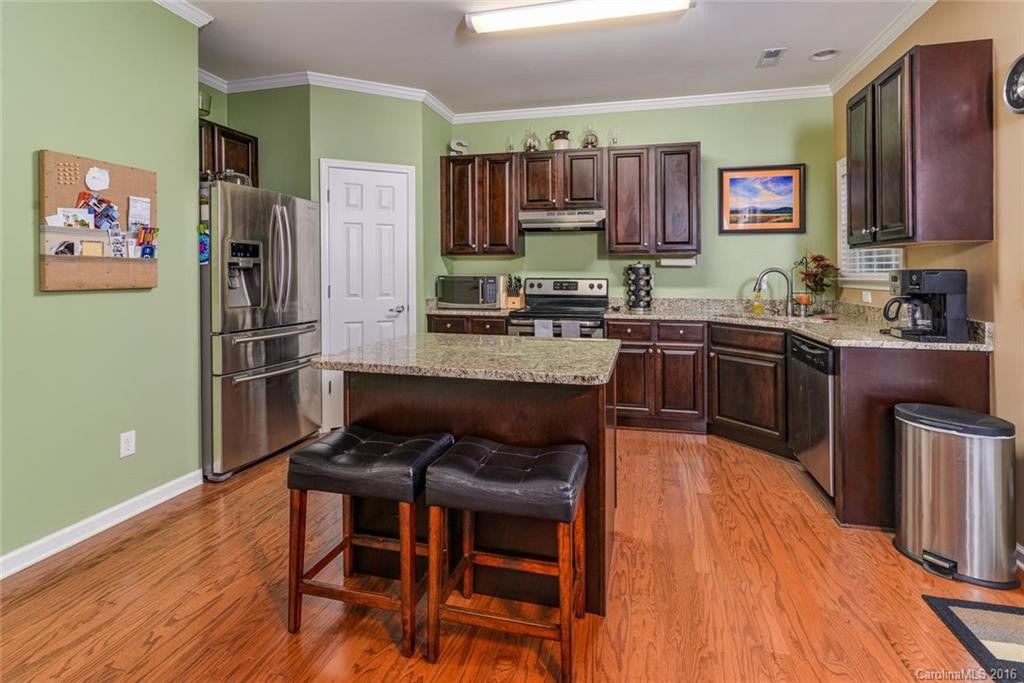 2 Daphne Drive - Photo 5