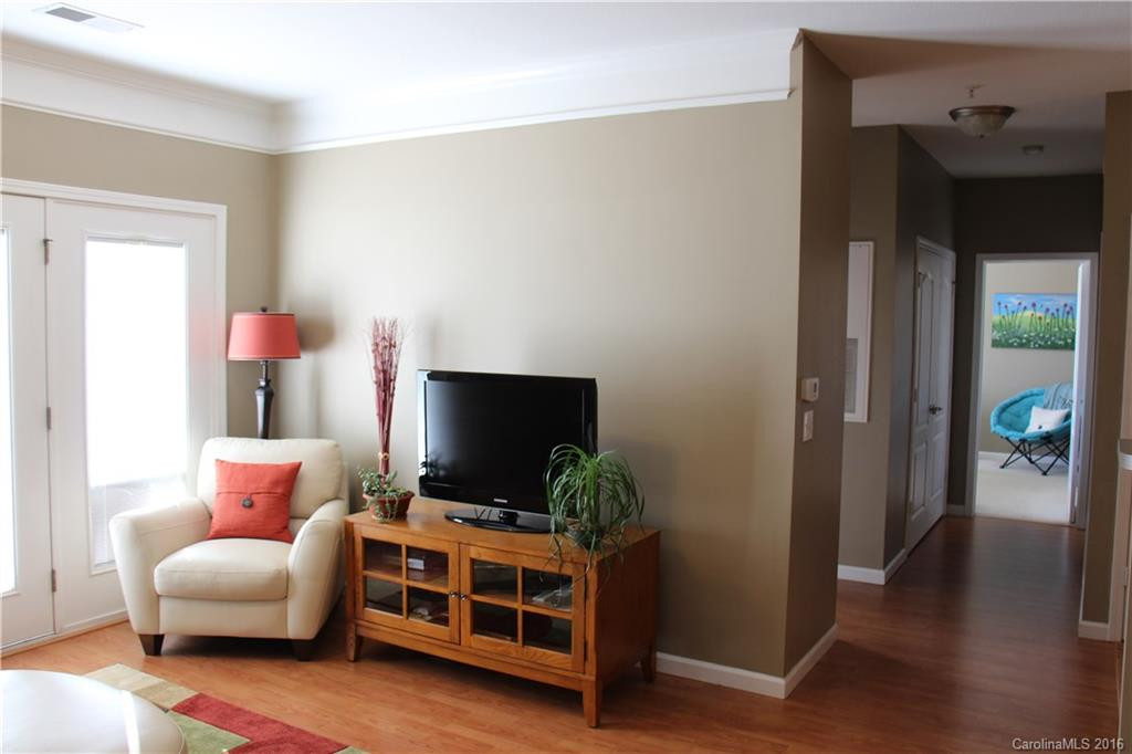325 Appeldoorn Circle #325 - Photo 4