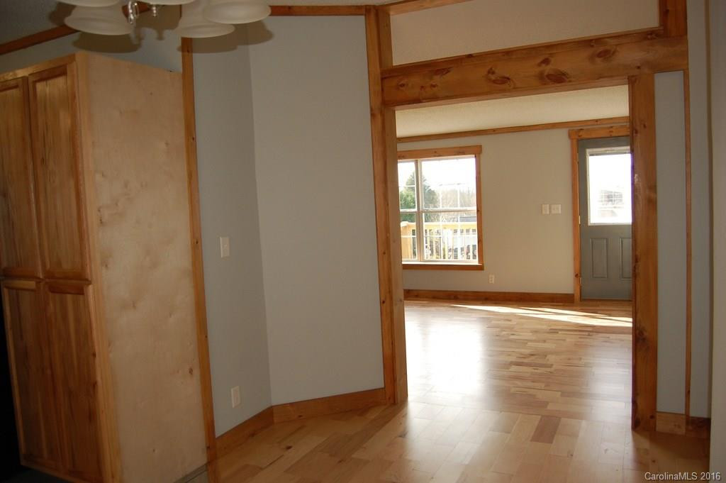 122 Danielle Drive - Photo 5