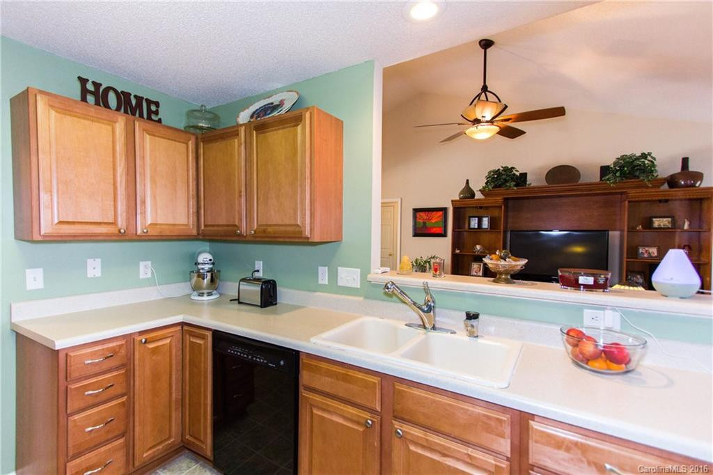395 Running Briar Road - Photo 10