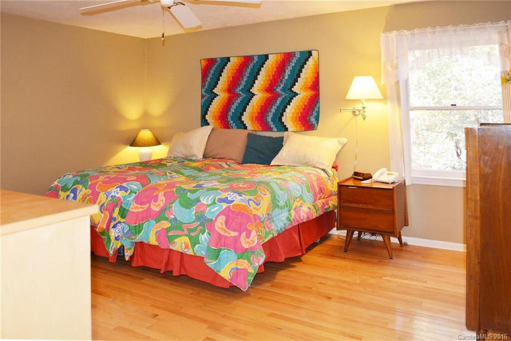3 Bridle Path Court #4 - Photo 14