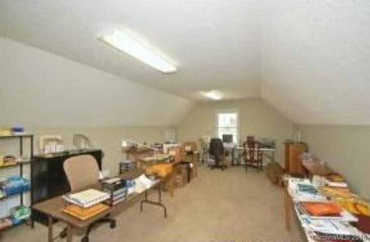 16 Forest Knoll Drive - Photo 14
