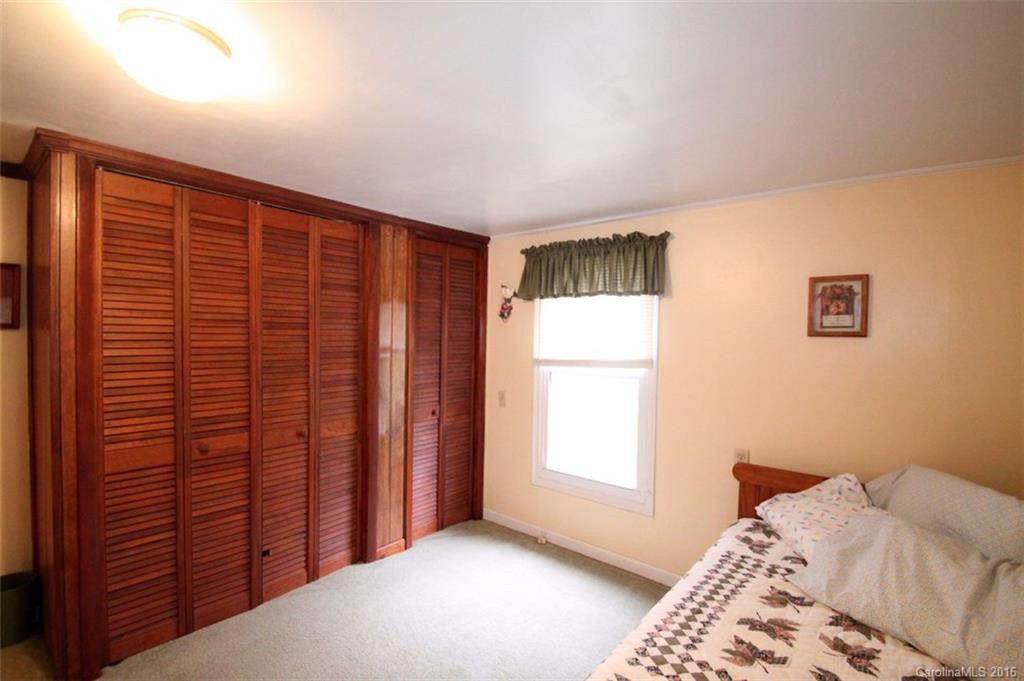 226 Marshall Street - Photo 11