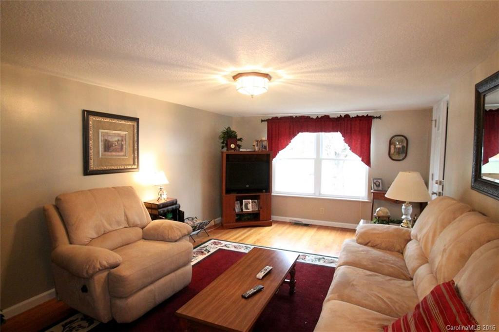 226 Marshall Street - Photo 4