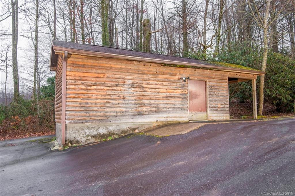 300 Biodome Drive - Photo 23