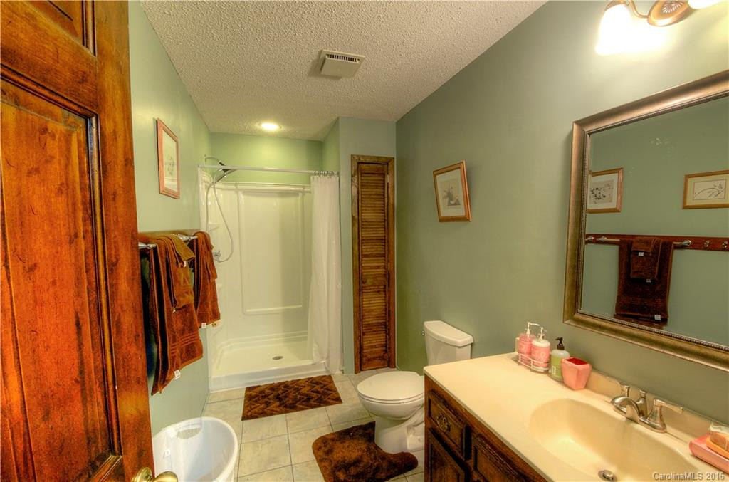 178 Parkwood Hill Heights #3,4 - Photo 15